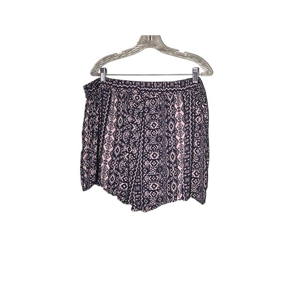 FOREVER 21 + Plus Size 2X Blue White Rayon Shorts Elastic Waist Casual Summer - Picture 1 of 5